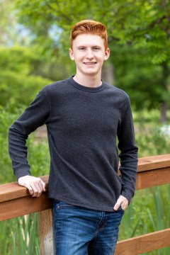 Gavin Senior Portraits