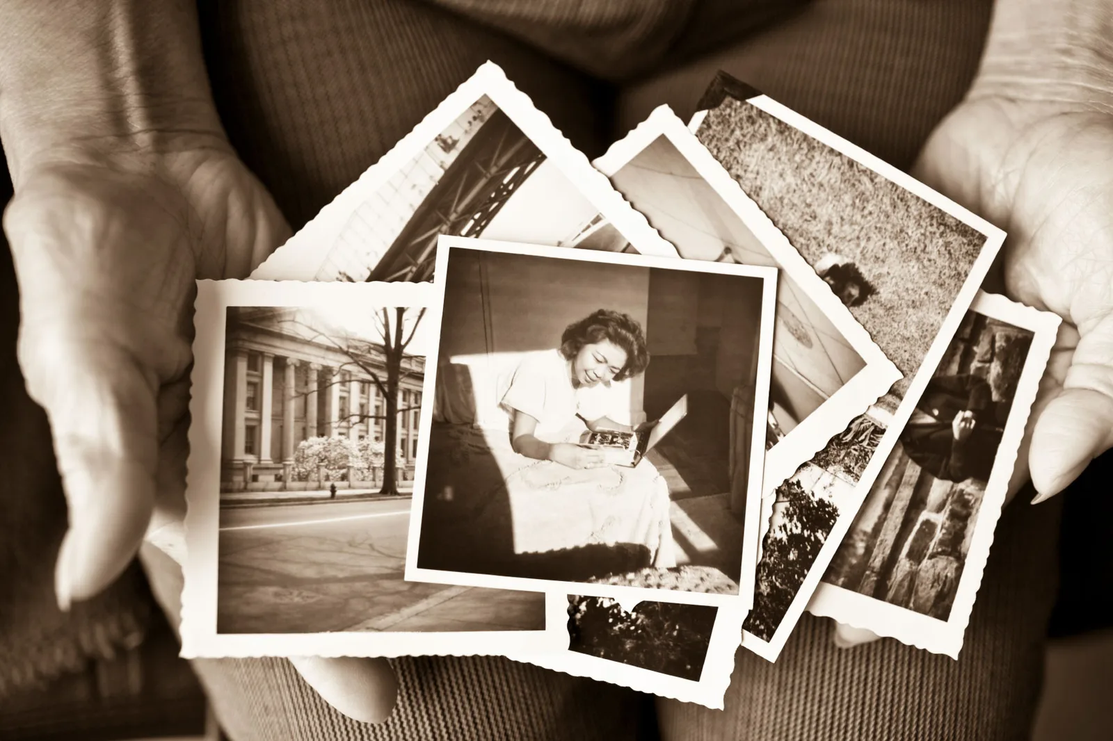 Photo Booth Rental: What to Know Before You Book